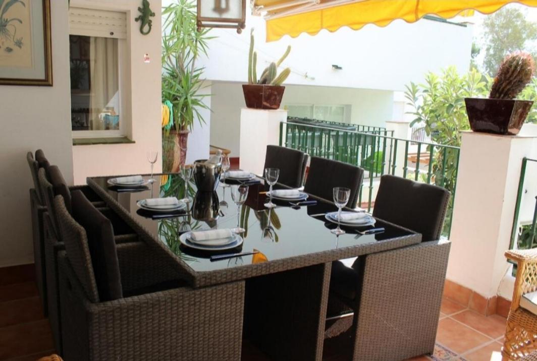 Golf, Pool & Beach Estepona Exterior foto